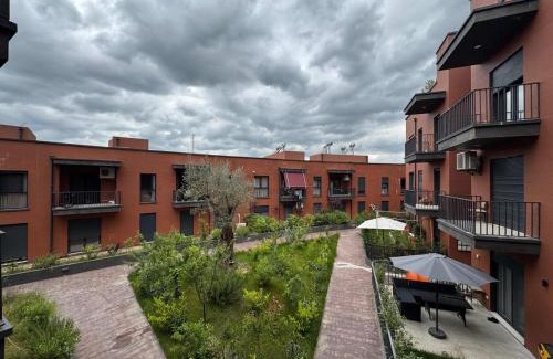 Mjull-Bathore Apartamento | The Pearl Estate