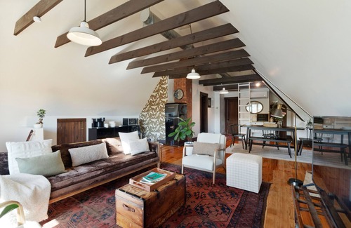 Fair Haven Apartamento | The Pearl, NH hidden luxury close to the Quinnipiac River in historic property