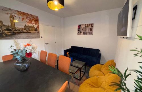 Bristol Apartamento | The Pearly White House