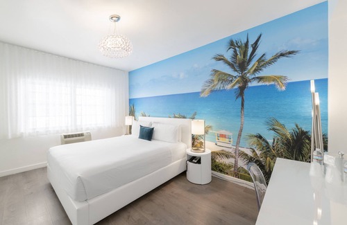 South Beach Hotel | The Penguin Hotel