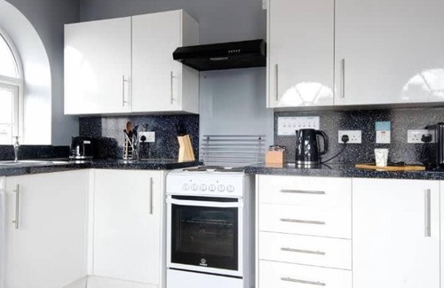 Wrexham Apartamento | The Penthouse Gathering Wrexham Town Centre