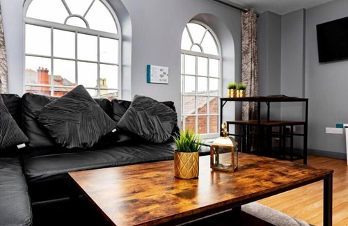 Wrexham Apartamento | The Penthouse Gathering Wrexham Town Centre