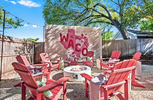 Waco Casa | The Pepper Place Summ