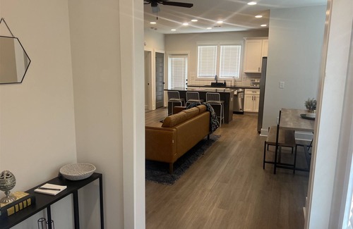 Auburn Casa | The Perch on Piper | 3 Bed, 2 Bath