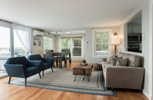 Ocean Park Casa | The Perfect Beach Escape: Cozy 4-Bedroom Retreat