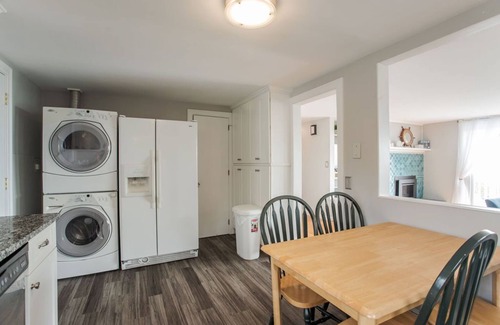 Ocean Park Casa | The Perfect Beach Escape: Cozy 4-Bedroom Retreat
