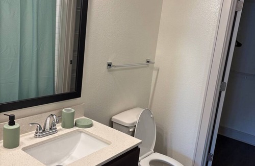 George Bush Park/Eldridge Apartamento | The Perfect Escape apartment with AC, WiFi in delightful Richmond
