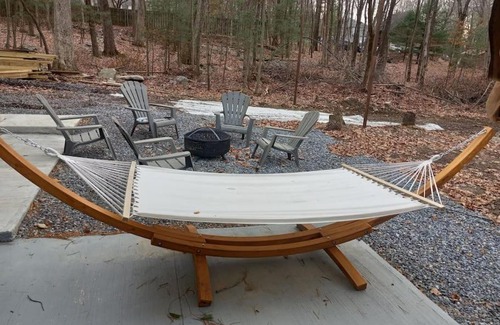 East Stroudsburg Casa | The Perfect Getaway