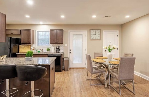 Knoxville Casa | The Perfect Knox 3BR Family Getaway -- With Fitness & Arcade Room