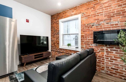 Downtown Columbus Apartamento | The Perfect Pair: 2 Chic Condos in Columbus