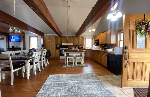 Wood River Casa | The Perfect Platte River Getaway & Sandhill Crane Viewing