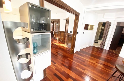Parkside Apartamento | The perfect refinement of vintage seduction. May-June-July special!!!