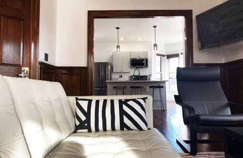 Parkside Apartamento | The perfect refinement of vintage seduction. May-June-July special!!!