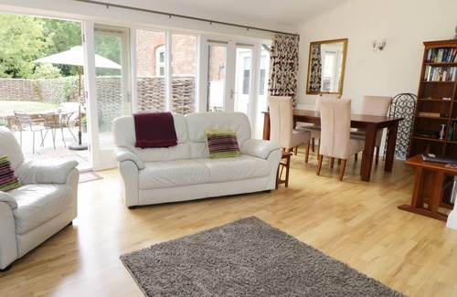 Droitwich Cabaña | 90 m² Casa rural ∙ 1 habitación ∙ 2 personas