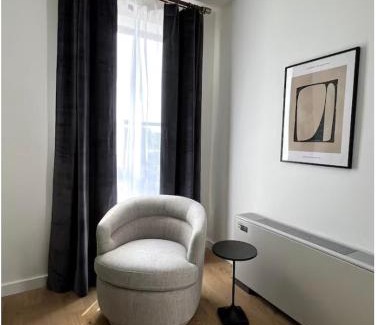 Bangor Apartamento | The Phenix Historic DTWN Hotel, Room # 310