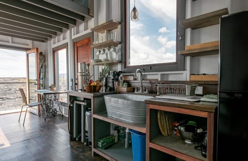 Kalapana Casa | The Phoenix House - Epic Tiny Home GEM on Volcanic Lava Field