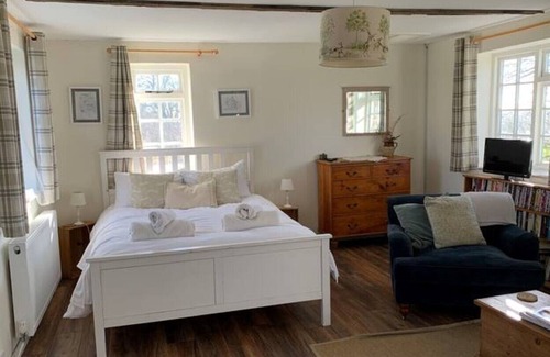 Battle Cabaña | The Piggery, a Perfect Country Hideaway