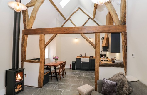 Hereford Casa | THE PIGGERY, pet friendly, character holiday cottage in Hereford