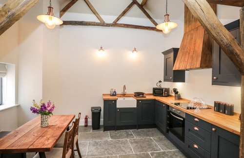 Hereford Casa | THE PIGGERY, pet friendly, character holiday cottage in Hereford