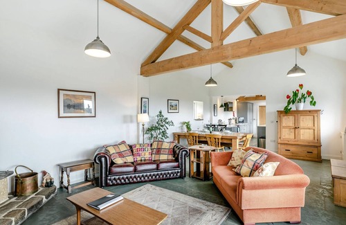 East Morton Casa | THE PIGGERY, pet friendly, character holiday cottage in East Morton