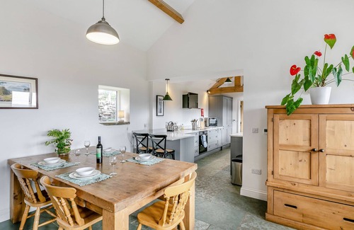 East Morton Casa | THE PIGGERY, pet friendly, character holiday cottage in East Morton