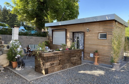 Schmidtheim Casa | The pilgrim box, tiny house meets vacation