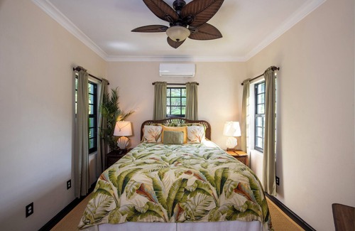 Rock Sound Casa | The Pilot House, Room #1 Beautiful Hotel Style Room in a Private Setting!