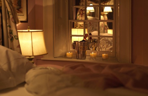 Pilsley Hotel | The Pilsley Inn