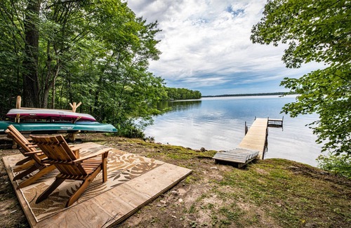 Stone Lake Casa | The Pinecone Lodge, A Gathering Place for Family & Friends
