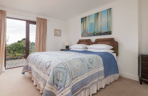 Port Erin Cabaña | The Pines - a holiday cottage that sleeps 4 guests in 2 bedrooms