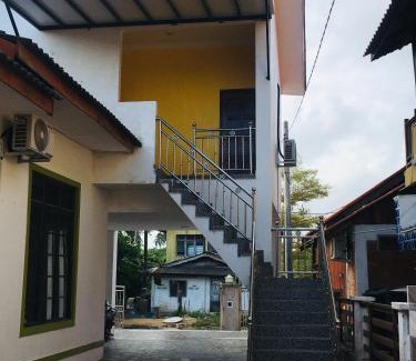 Kampung Semut Api Casa | The Pines Big Studio