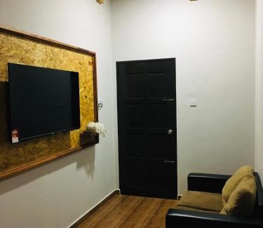 Kampung Semut Api Casa | The Pines Home Stay