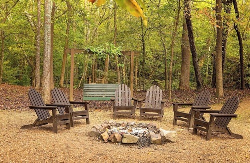 Benton Apartamento | The Pines | Riverside Log Cabin on The Ocoee