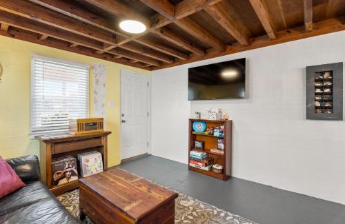Colington Casa | The Pink House
