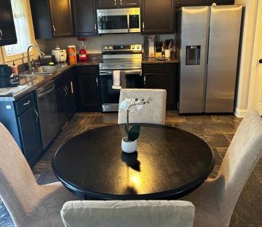Clarksville Casa | The Pit Stop Clarksville Rest Easy