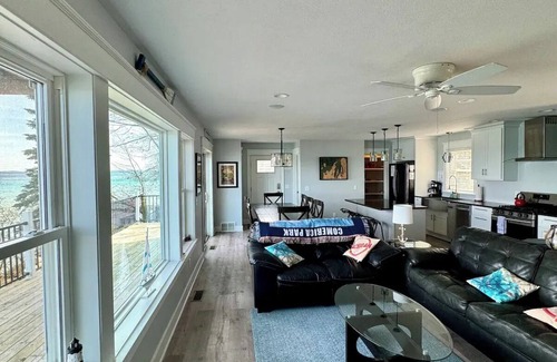 Traverse City Casa | The Place Up North
