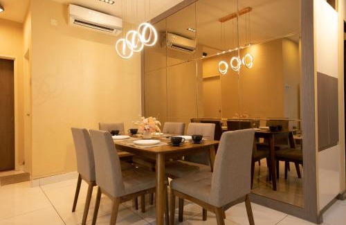 Taman Bukit Mewah Apartamento | The Platino 2BR Paradigm Mall JB WIFI NETFLIX #Near Sutera Mall