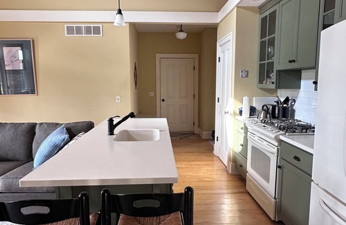 Chautauqua Apartamento | The Plum Bush Apartment: WNY Countryside- Wineries, Winter Cozy, Quiet Retreat