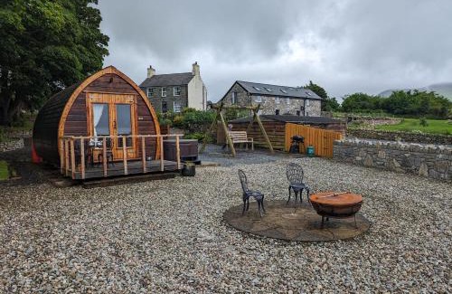 Caernarfon Chalet De Esquí | The Pod Fabulous glamping pod near Snowdonia.