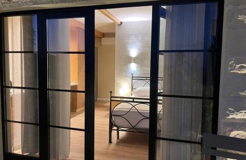 Himare Casa | The Poet's House