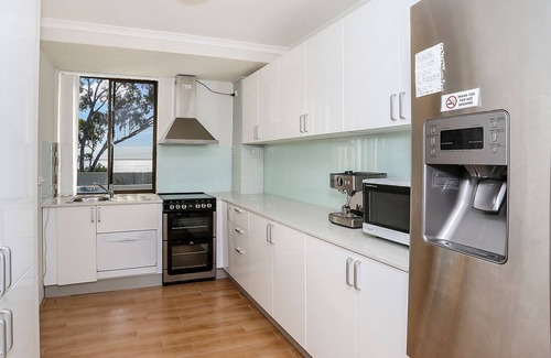Soldiers Point Apartamento | The Point 10, 5-7 Mitchell St - stunning water views