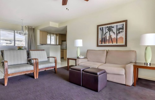 Poipu Complejo | The Point at Poipu - Many Dates Available! - Hosted by Travelscowt
