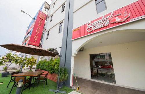 Taman Tampoi Indah Hotel | The Point Boutique Hotel