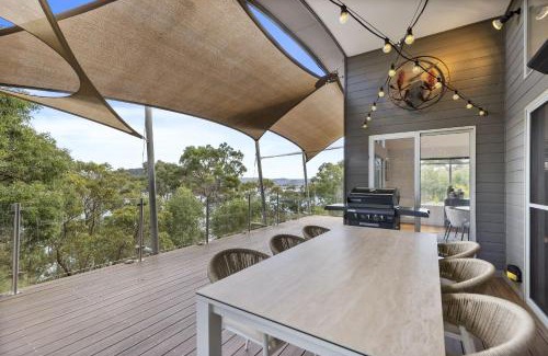 Daleys Point Casa | The Point by Coast Hosting