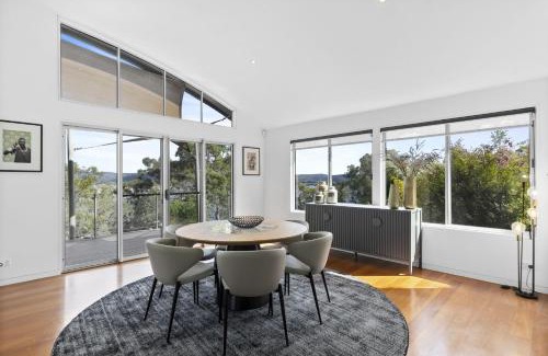 Daleys Point Casa | The Point by Coast Hosting