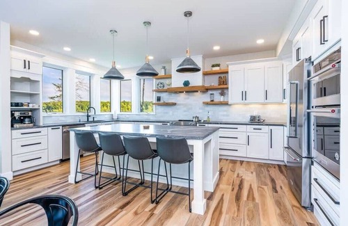 Interlochen Casa | The Point on Green Lake and Betsie River | Dogs OK