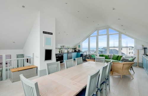 Polzeath Cabaña | THE POINT, pet friendly, with a garden in Polzeath