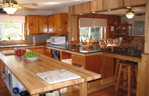 Danese Cabina | La Ponderosa Lodge Farm. Enorme 10,000 Sq. Pie. Capacidad 32.