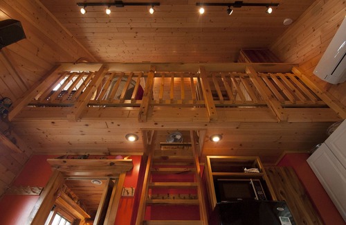 Ironwood Cabina | El Pondominium, nuestra acogedora cabaña!