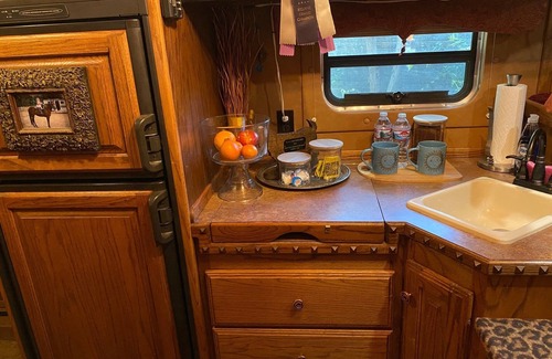 Temecula Casa | The Pony Experience Farm Stay! 501c3